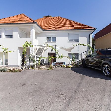 Deli Terasz A Apartman Free Parking, Self-Check-In Anytime 杰尔 外观 照片