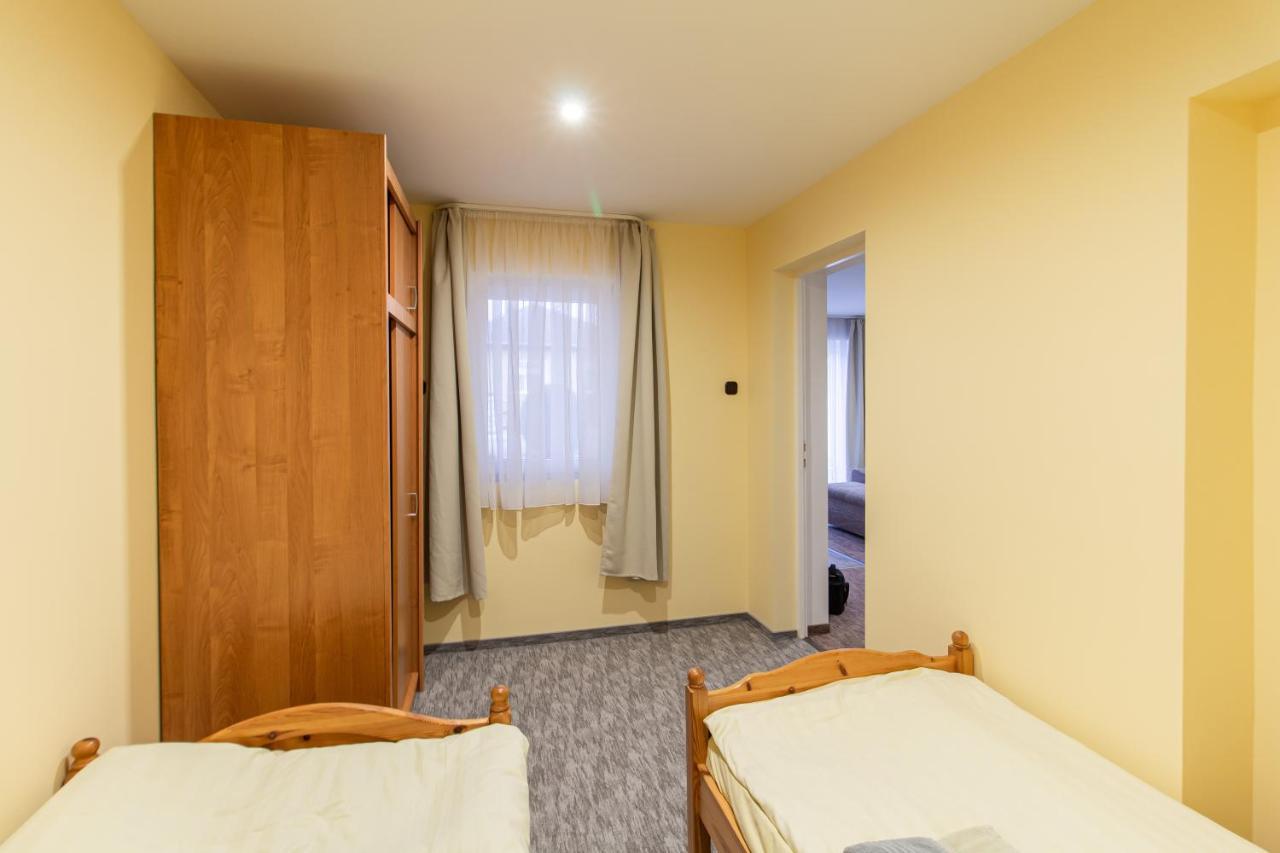 Deli Terasz A Apartman Free Parking, Self-Check-In Anytime 杰尔 外观 照片